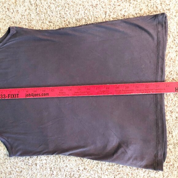 Studio Y Womens Sequined Sparkly Gray Scoop Neck Tank Top Stretchy Sz M - NWT - Picture 4 of 9